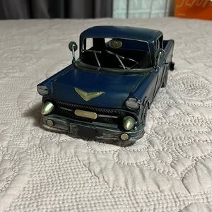 Old classic truck metal decor